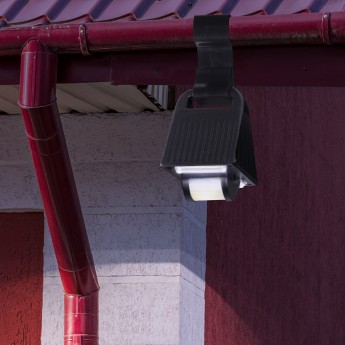 Подвесной светильник ЭРА ERAFS024-05 с датчиком движения на солнечной батарее 16LED 50LM Подвесной светильник ЭРА ERAFS024-05 с датчиком движения на солнечной батарее 16LED 50LM