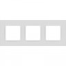 Рамка для розеток и выключателей ЭРА ELEGANCE Б0065826 14-5013-01М Classic на 3 поста матовый белый B0065826